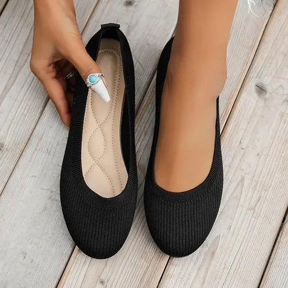 Flat ballerina shoes with ankle strap Dika Studio