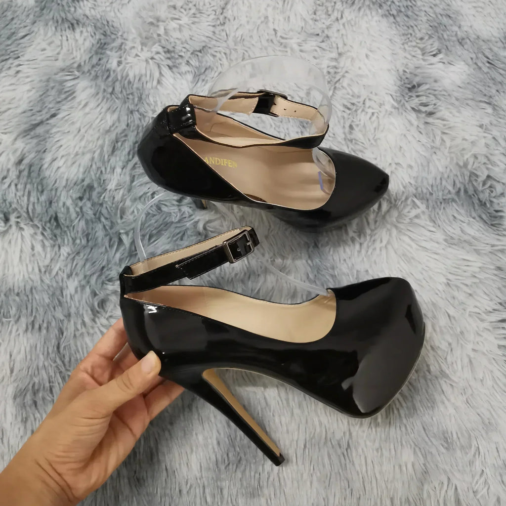 Closed toe ankle strap high heel