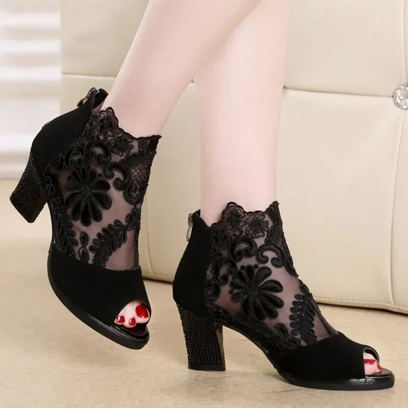 Ankle strap heel peep toe