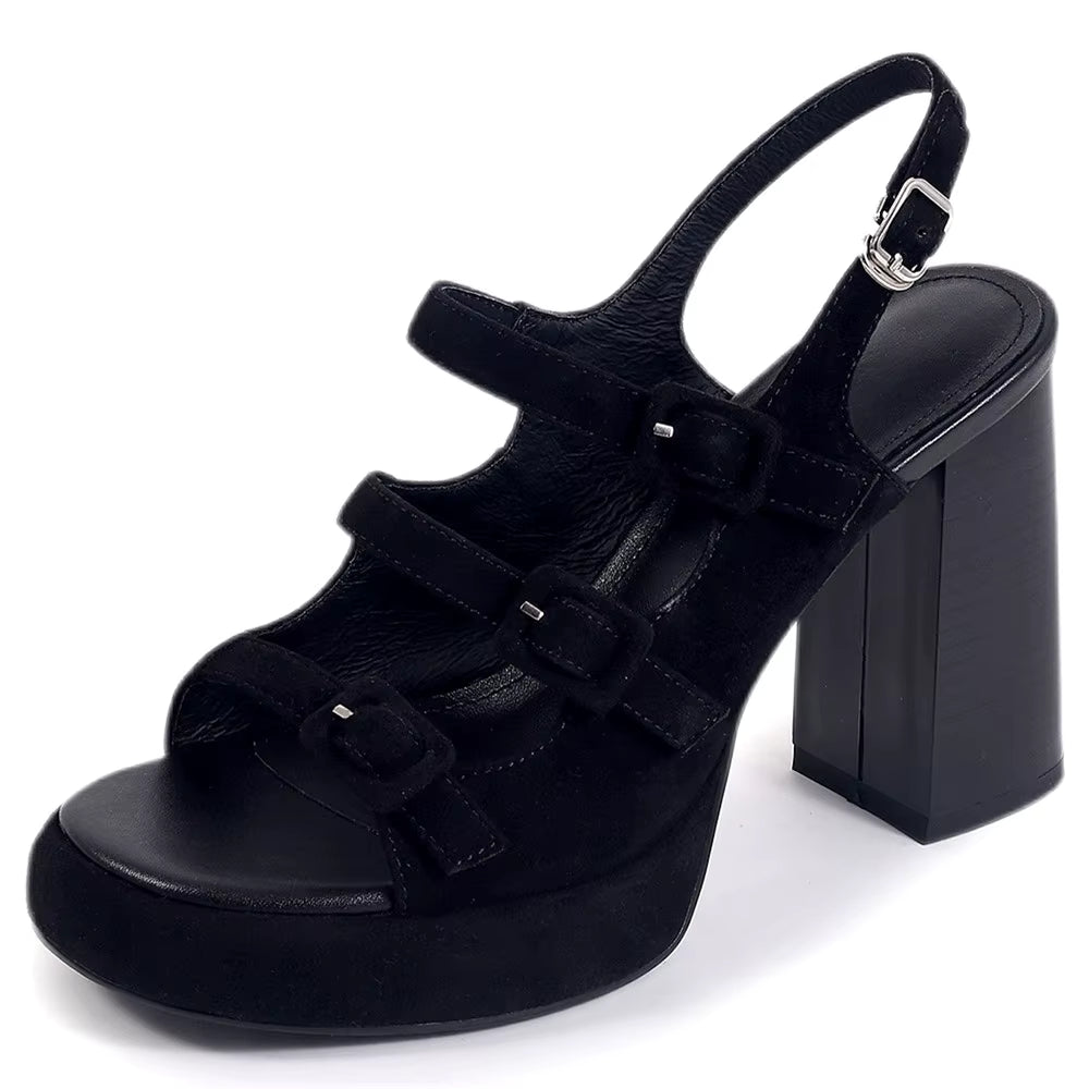 Daelene ankle strap sandal